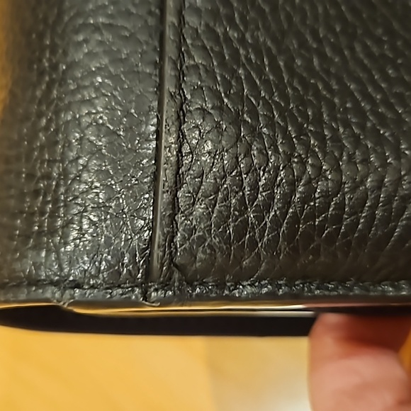 Kate Spade Pebble Leather Harlow Wallet on a String Black in Good Used Condition - Picture 15 of 15